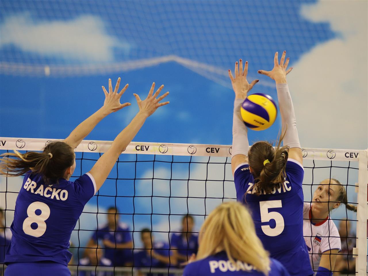 174655_IMG_2954 Сборная U-19 вышла в финал чемпионата Европы!
